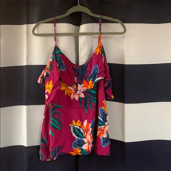 Old Navy floral top - Picture 2 of 2